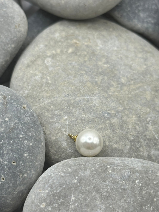 Pearl Charm